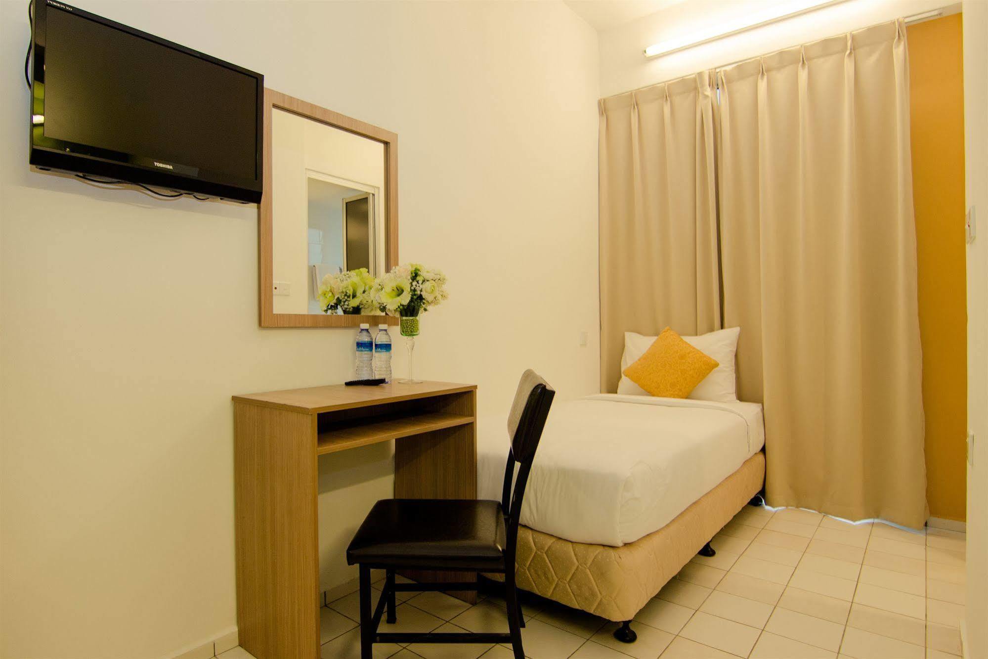 Oyo 90150 City Campus Lodge & Hotel Kuala Lumpur Exterior photo